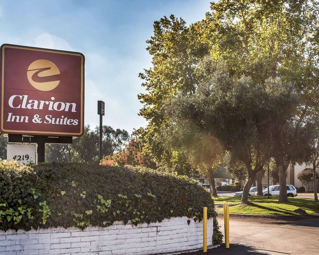 Days Inn By Wyndham Stockton Exterior foto